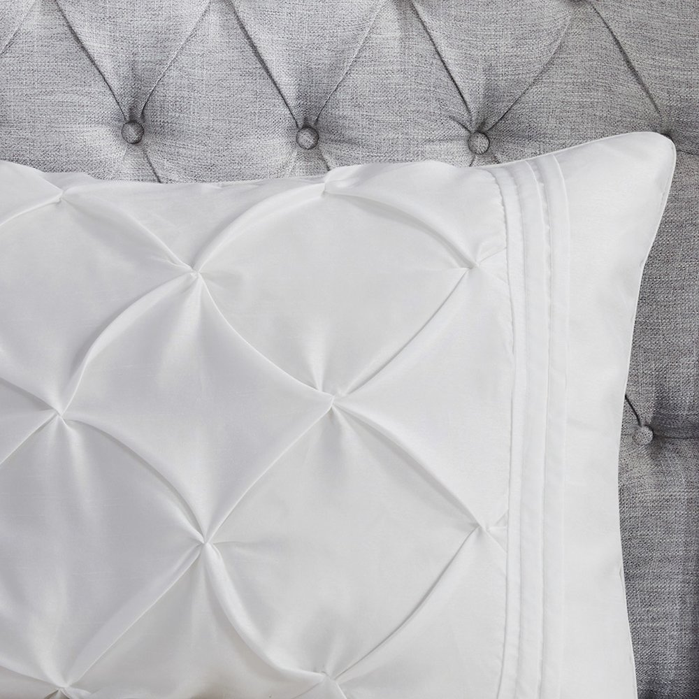 7 Piece Tufted Comforter Set. Picture 3