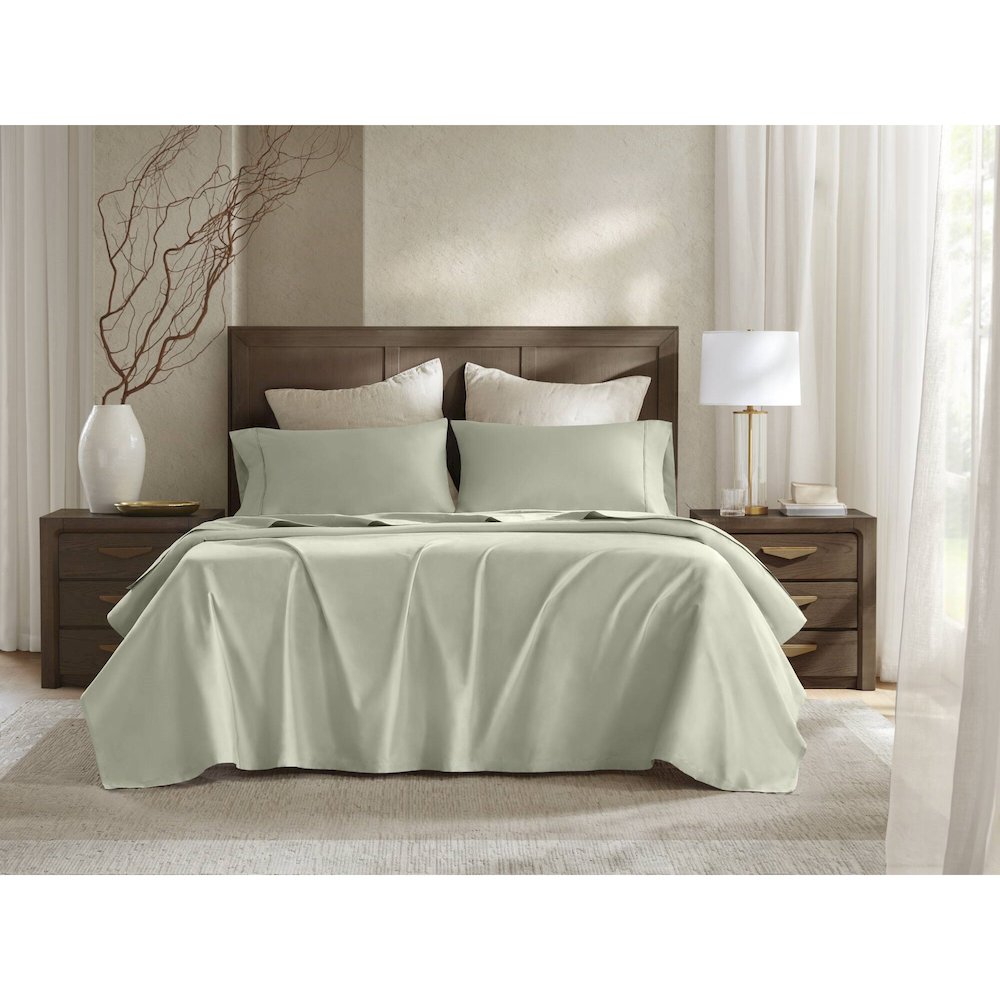 Sateen Sheet Set, Sage color. Picture 1