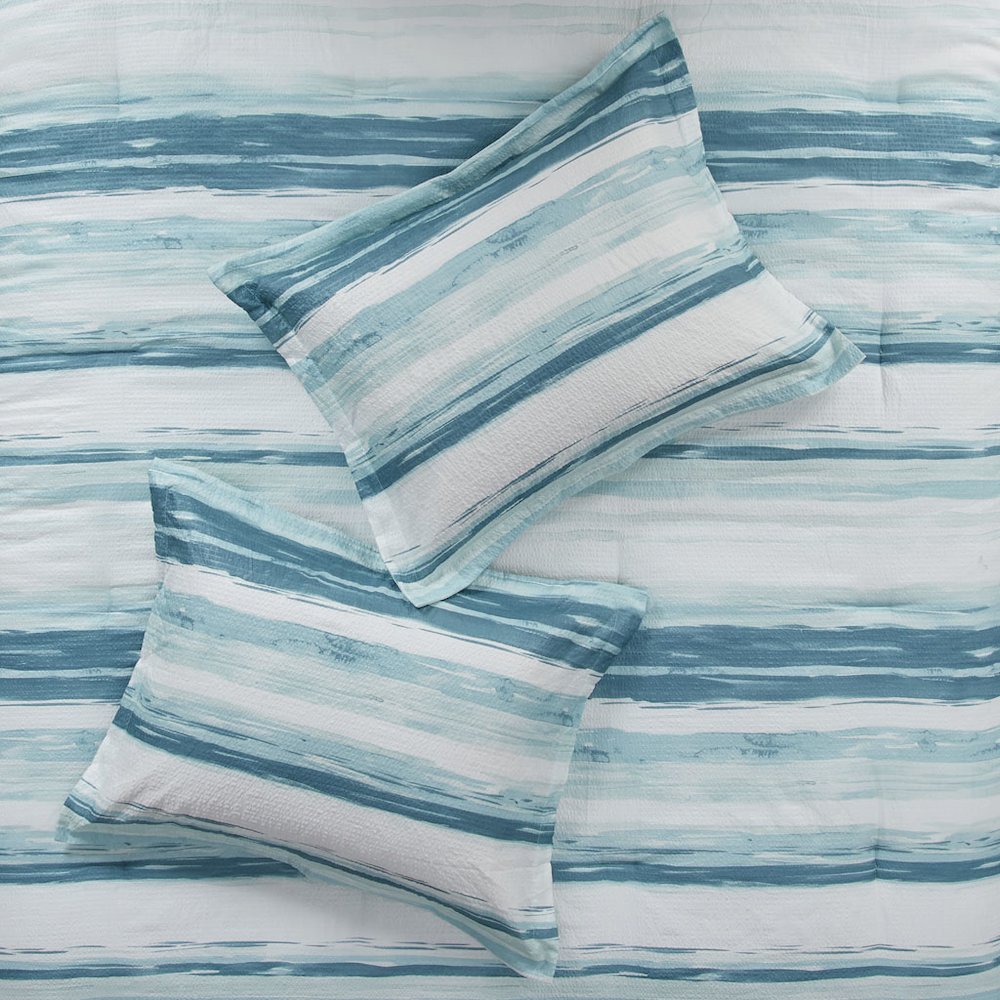 8 Piece Printed Seersucker Comforter and Quilt Set Collection. Picture 1