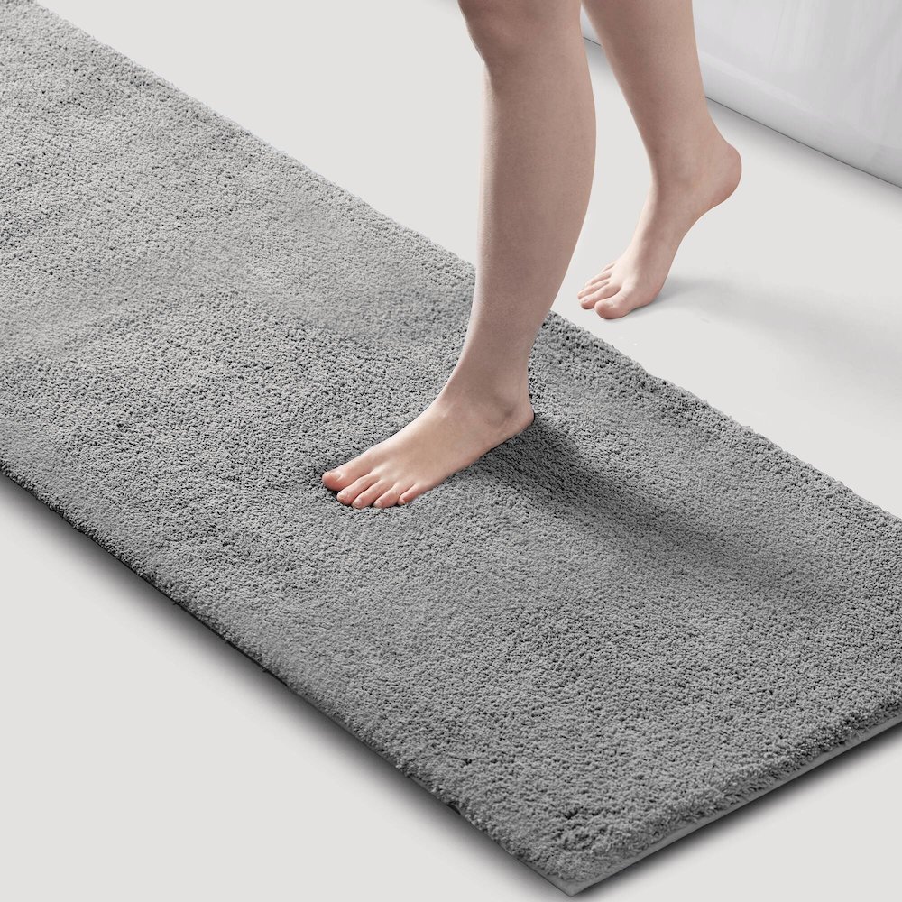 Marshmallow Bath Rug, Grey color. Picture 1