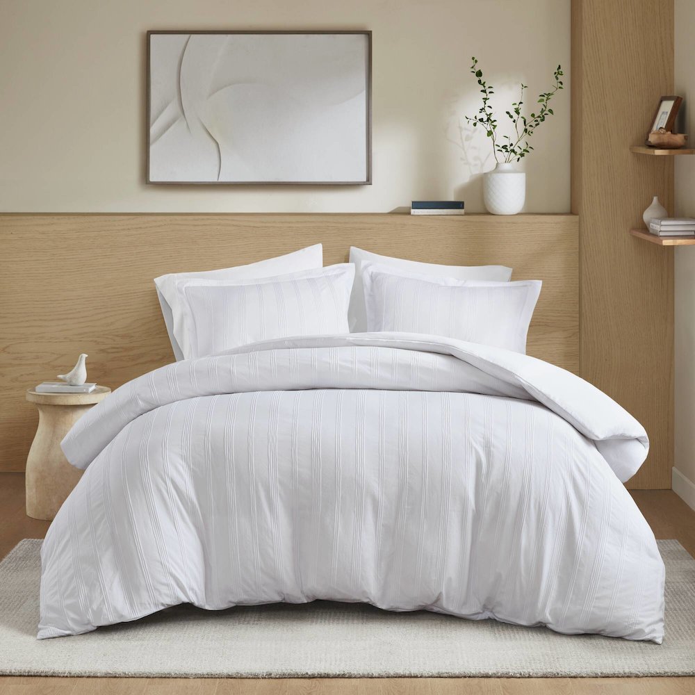 Logan Woven Striped Duvet Set, White color. Picture 5