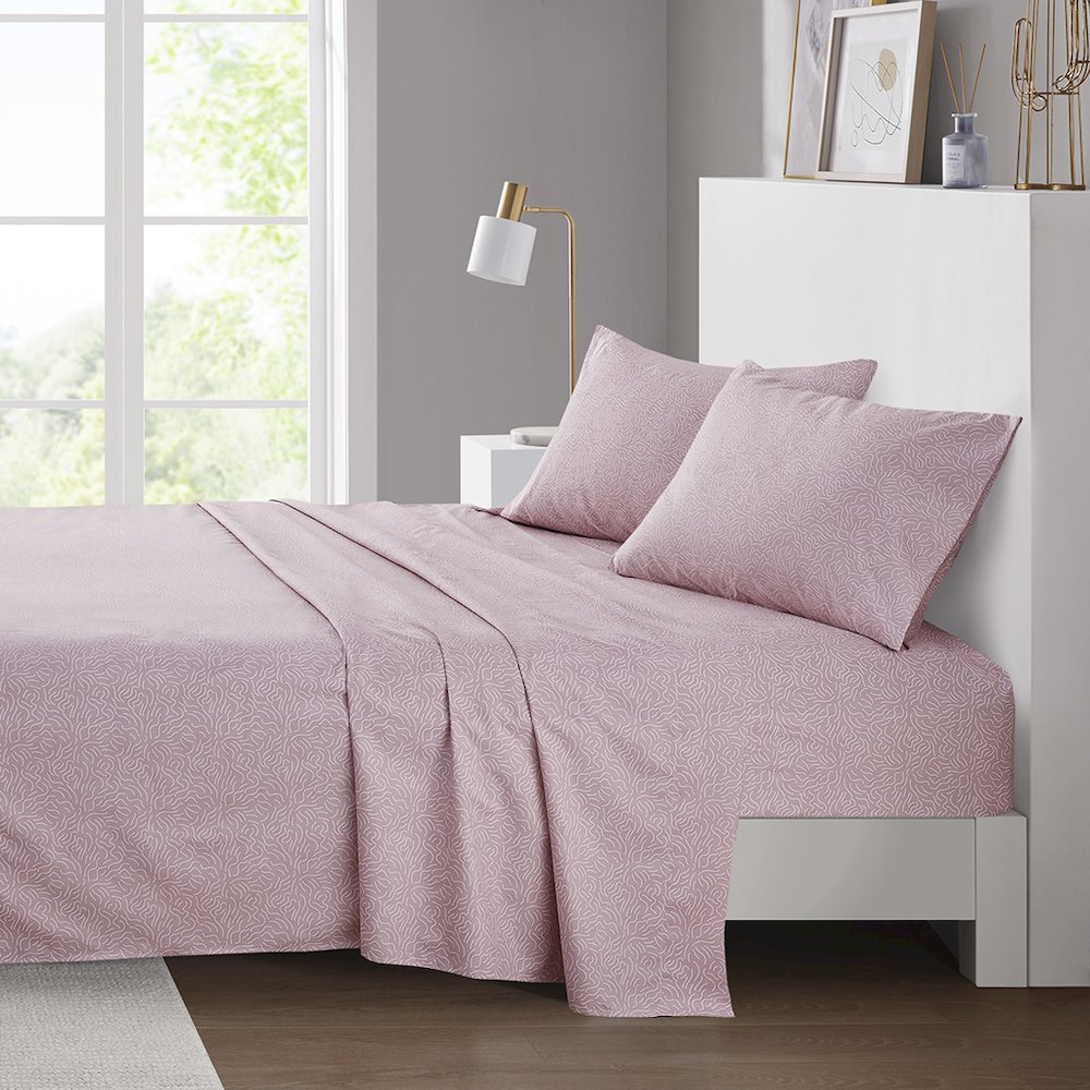 Printed Microfiber Sheet Set in Blush Waves Color. Picture 3