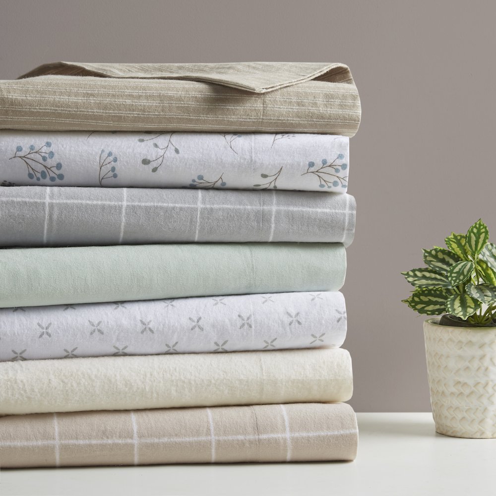 Cozy Flannel 100% Cotton Flannel Printed Sheet Set, Beige/White Stripes color. Picture 4