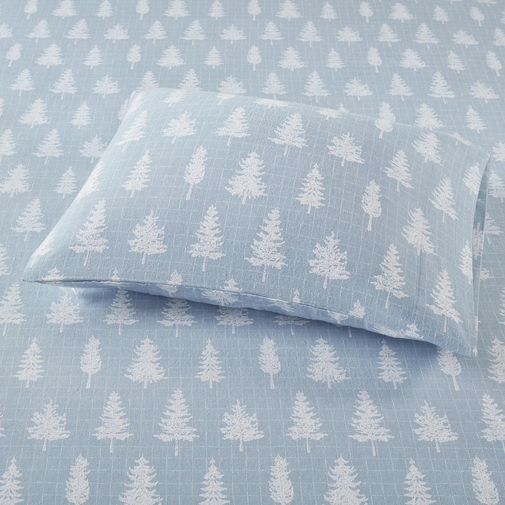 Cozy Flannel Printed Sheet Set, Blue Forest color. Picture 3