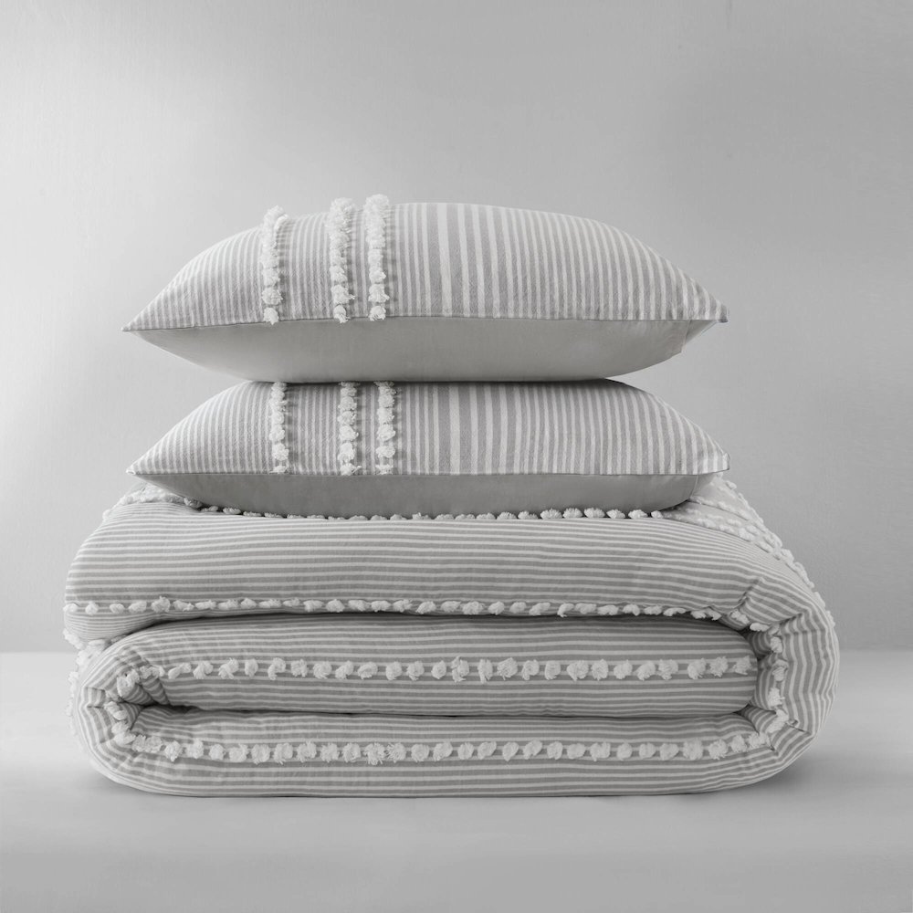 Anslee 3 Piece Cotton Yarn Dyed Duvet Cover Set. Picture 2