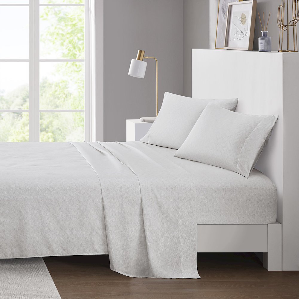 Printed Microfiber Sheet Set in Beige Dotted Arches Color. Picture 1
