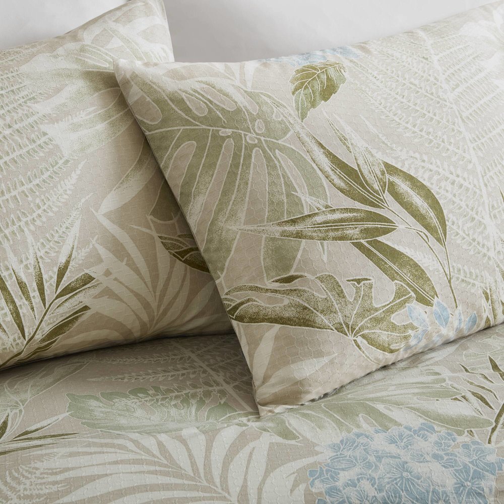 Kiawah Island 6 Piece Oversized Cotton Comforter Set with Throw Pillow. Picture 4