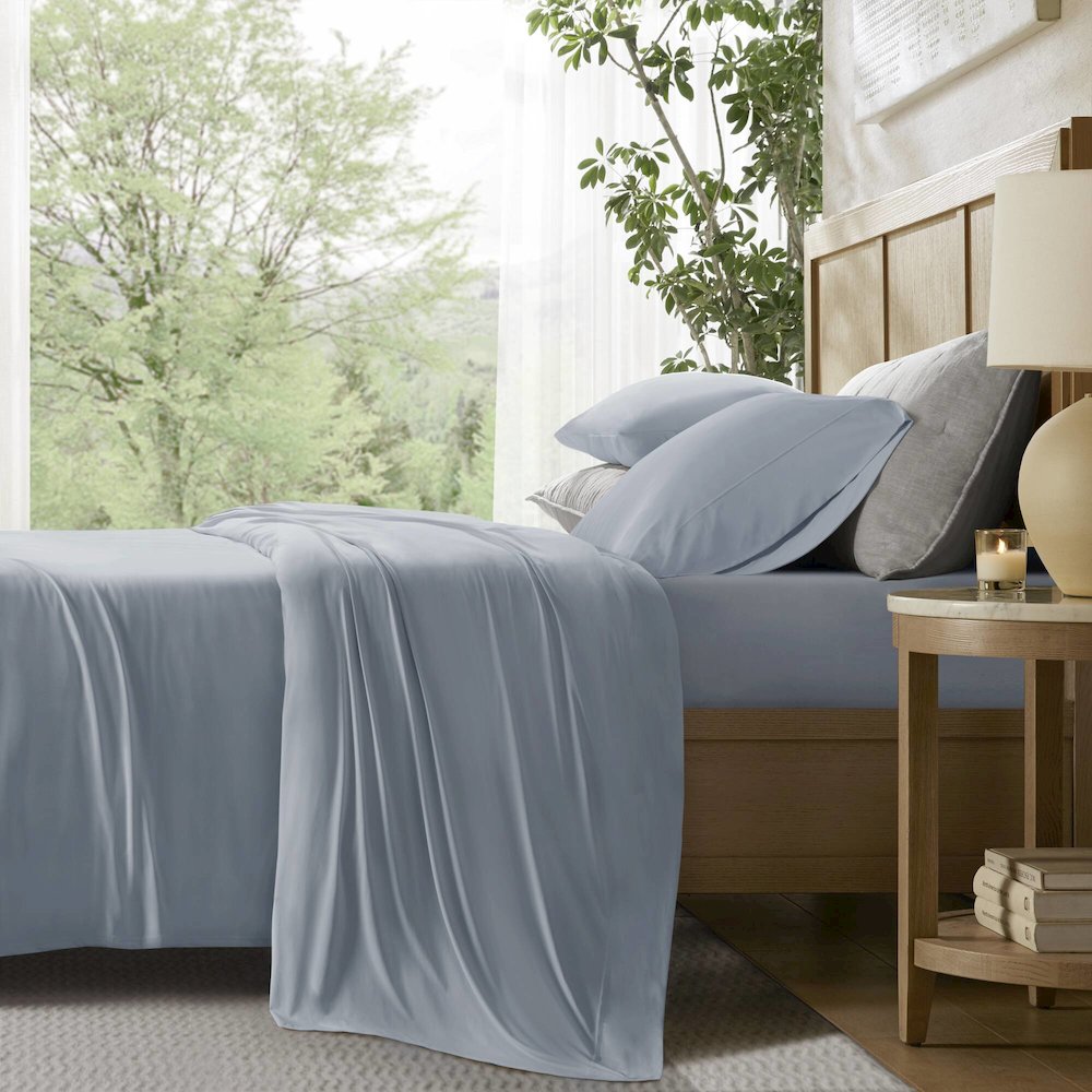 Cooling Stretch Jersey Sheet Set, Blue color. Picture 5