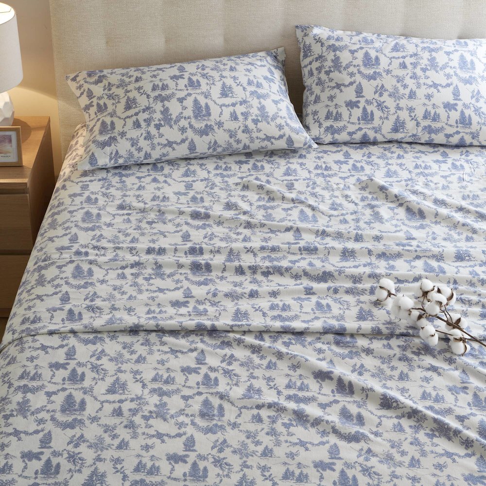 Cozy Flannel 100% Cotton Flannel Printed Sheet Set, Toile pine trees color. Picture 1