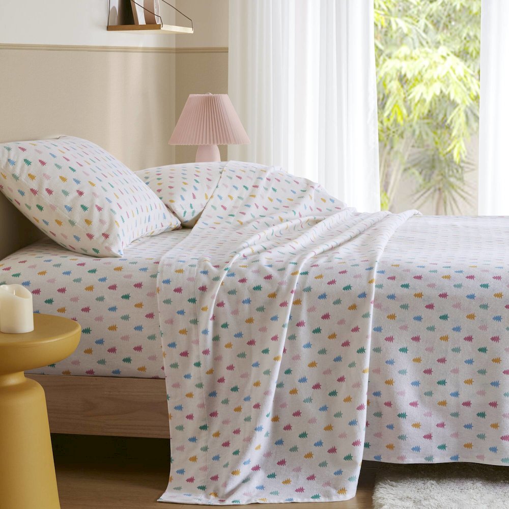 100% Cotton Flannel Pigment Printed Sheet Set. Picture 3