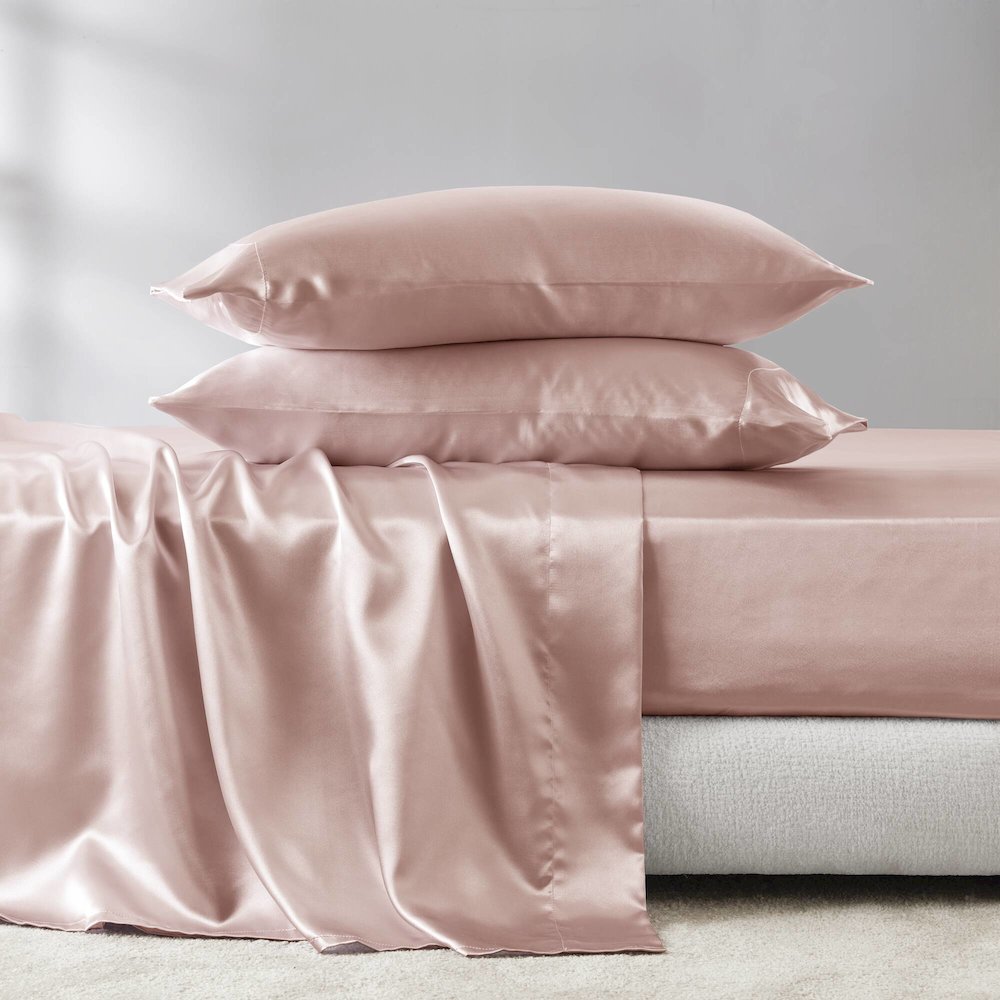 Satin Luxury 6 PC Sheet Set, Blush color. Picture 2