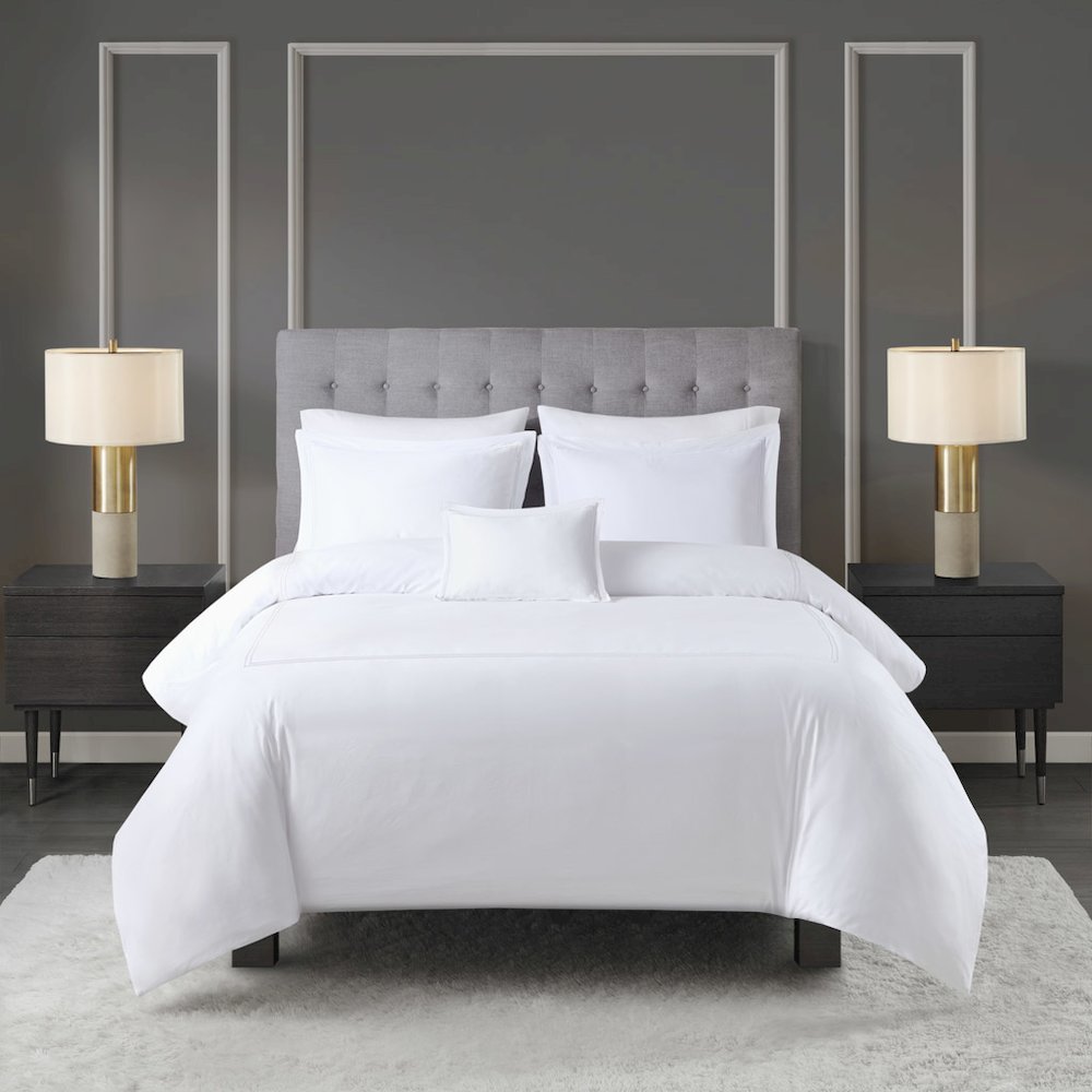 100% Cotton Sateen Embroidered Duvet Cover Set. Picture 1