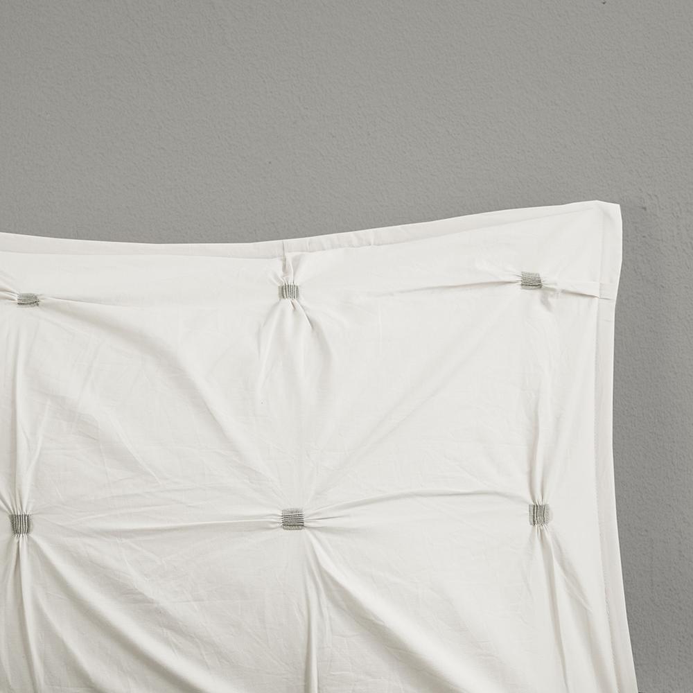 3 Piece Elastic Embroidered Cotton Duvet Cover Set. Picture 3