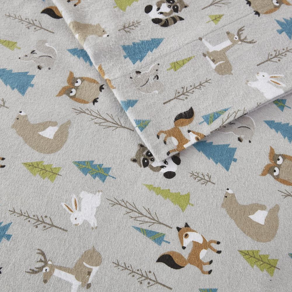 Cozy Flannel Printed Sheet Set, Multi Forest Animals color. Picture 5