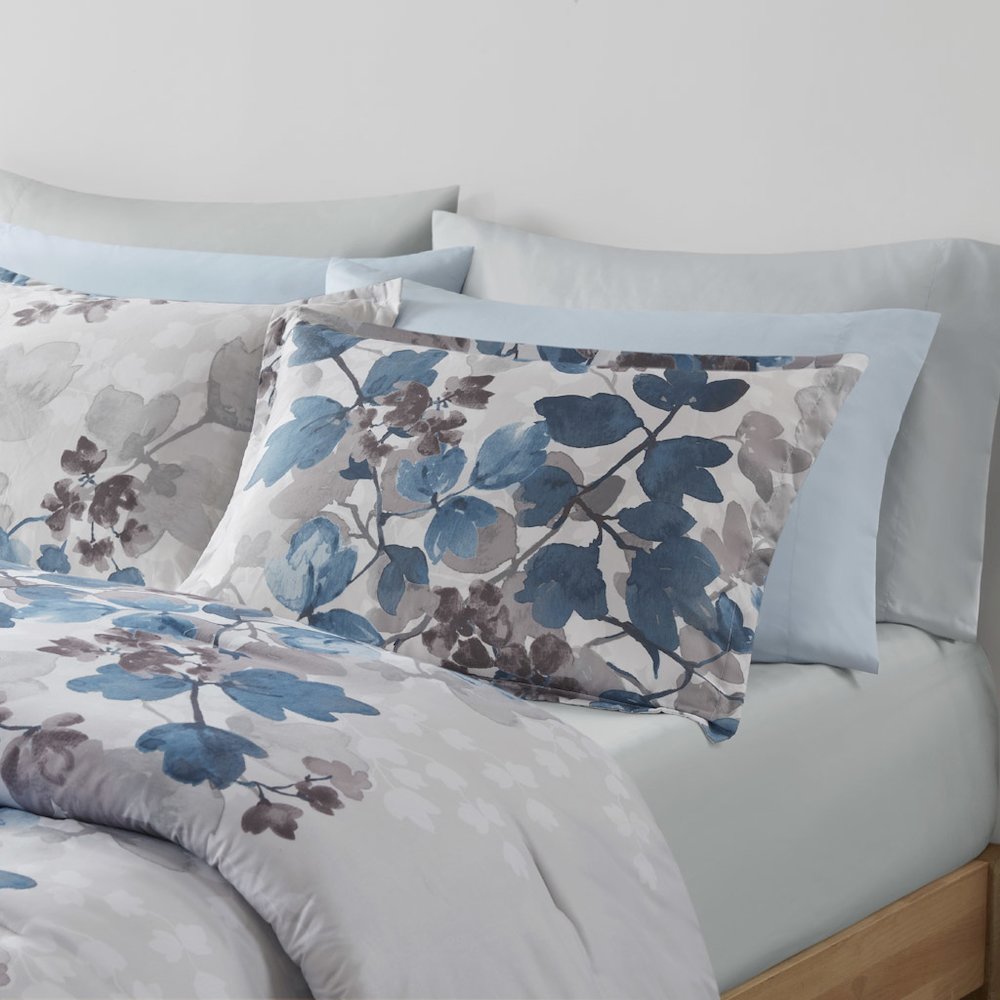 Alexis Comforter Set with Bed Sheets, Blue color. Picture 3