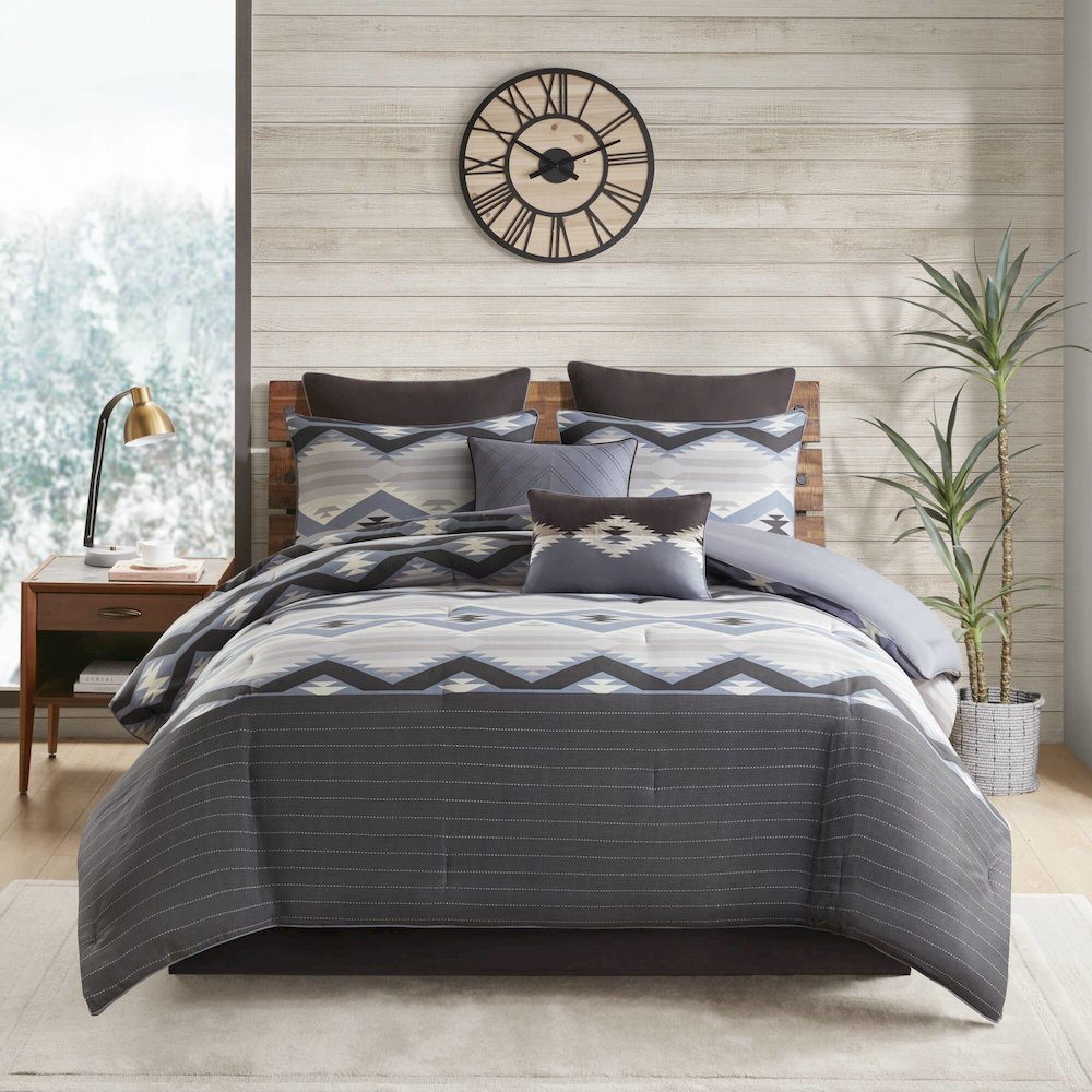 Bitter Creek Oversized Comforter Set. Picture 1