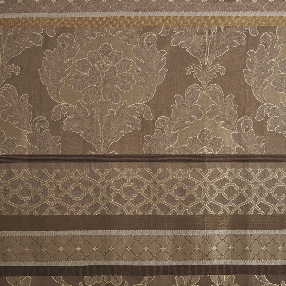 Jacquard Shower Curtain. Picture 1