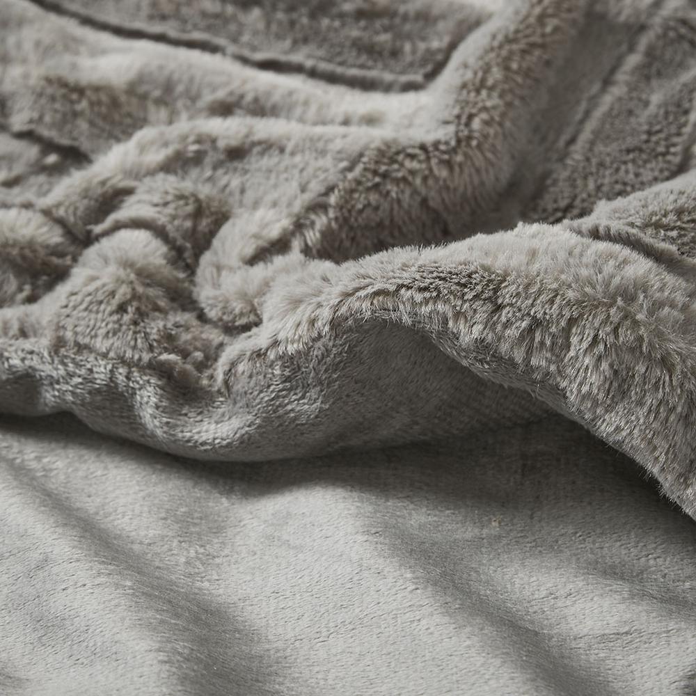 Ultra Plush Down Alternative Throw. Picture 4