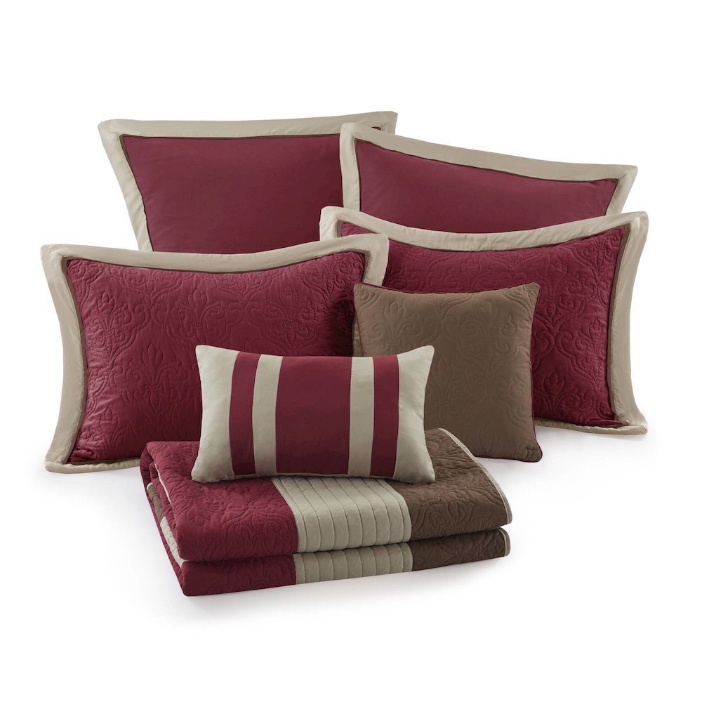 7 Piece Quilt Set with Euro Shams and Throw Pillows. Picture 1