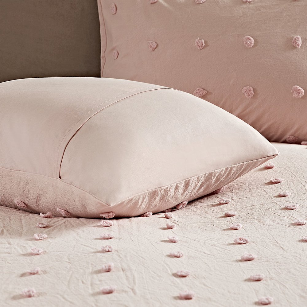 Cotton Jacquard Comforter Set with Euro Shams and Throw Pillows. Picture 2