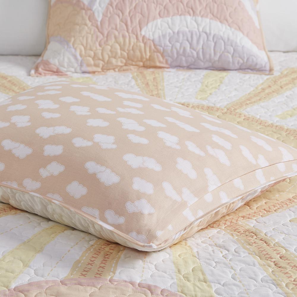 Reversible Sunshine Printed Cotton Quilt Set with Throw Pillow. Picture 5