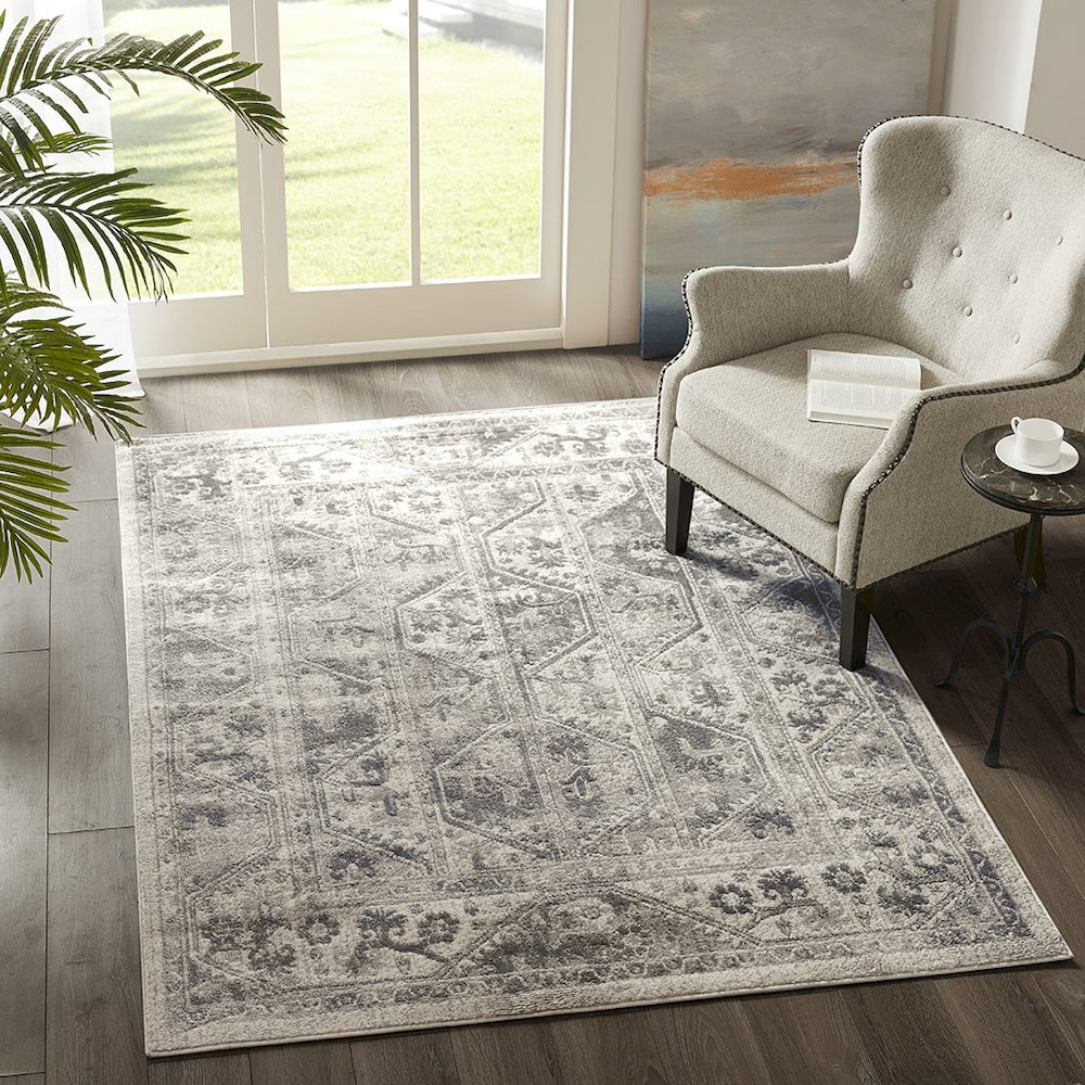 Tiled Border Area Rug. Picture 4