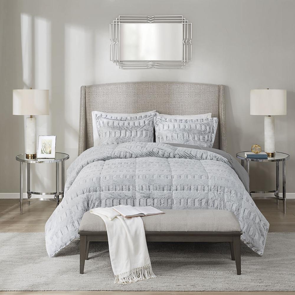 Back Print Long Fur Comforter Mini Set. Picture 1