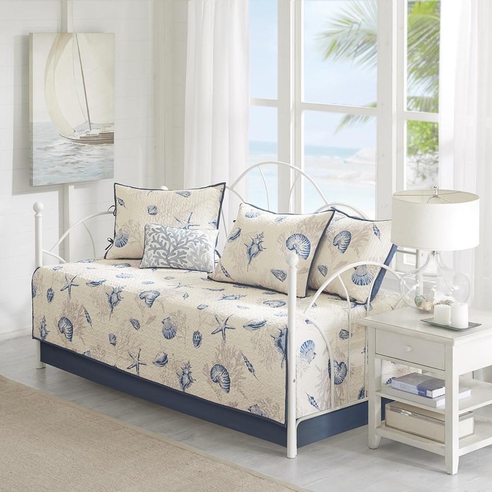 6 Piece Reversible Printed Microfiber Daybed Cover Set. Picture 4