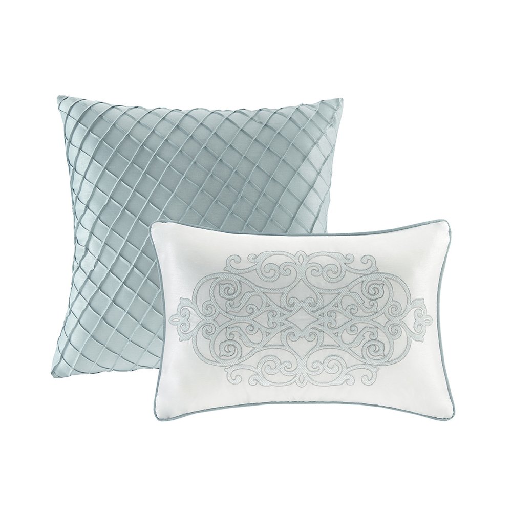 12 Piece Comforter Set with Cotton Bed Sheets. Picture 1