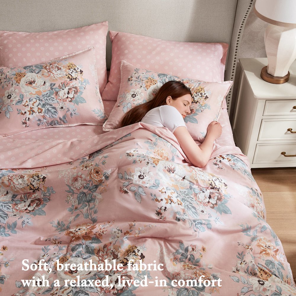 Heather Cottagecore Collection Comforter. Picture 5