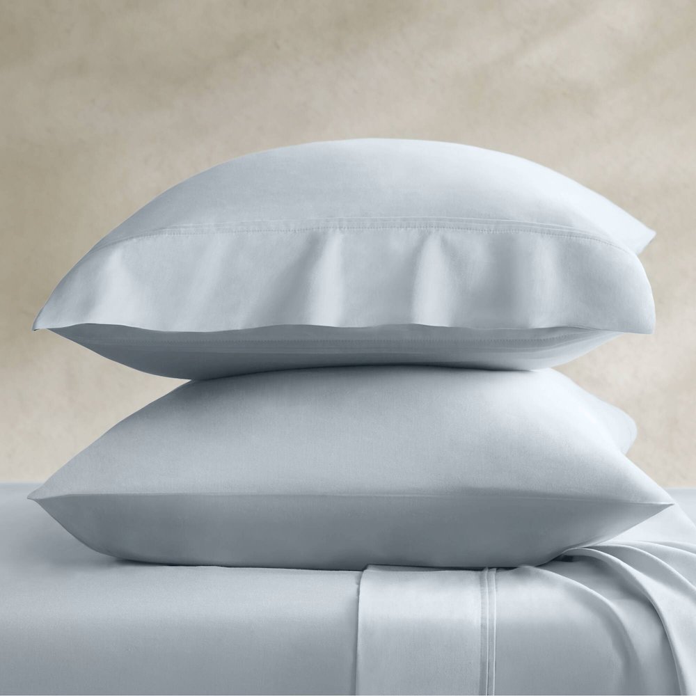 Sateen Pillowcase Set, Blue color. Picture 1