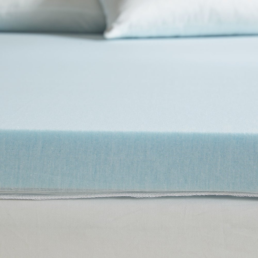 2" Memory Foam Mattress Topper. Picture 1
