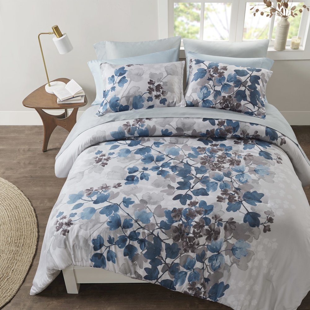 Alexis Comforter Set with Bed Sheets, Blue color. Picture 1