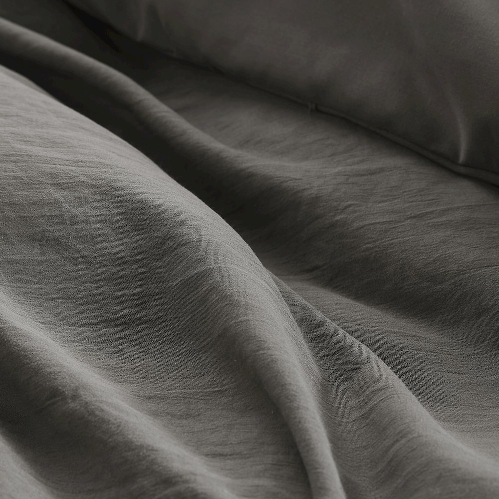 Porter Soft Washed Pleated Duvet Cover Set, Grey color. Picture 2