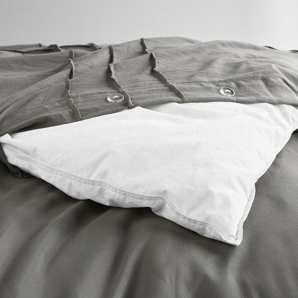 Porter Soft Washed Pleated Duvet Cover Set, Grey color. Picture 5