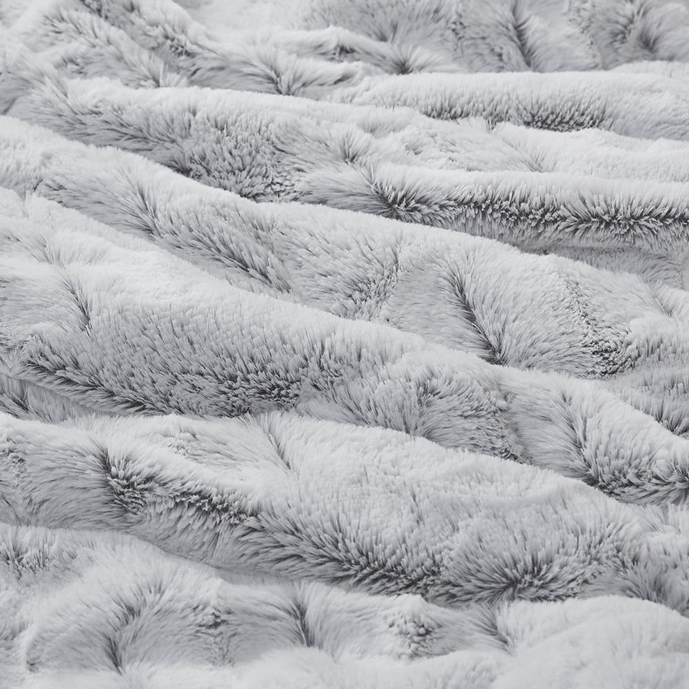 Back Print Long Fur Comforter Mini Set. Picture 5