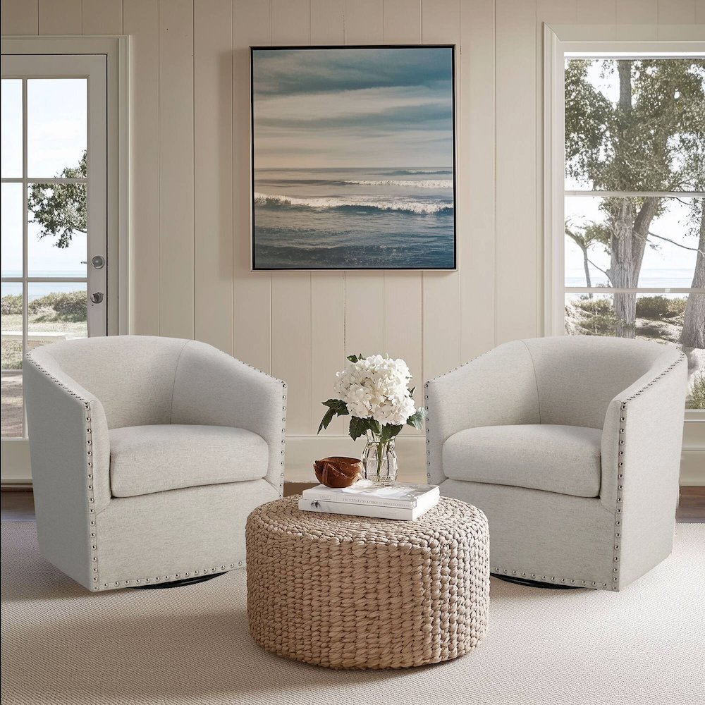 Swivel Chair. Picture 4