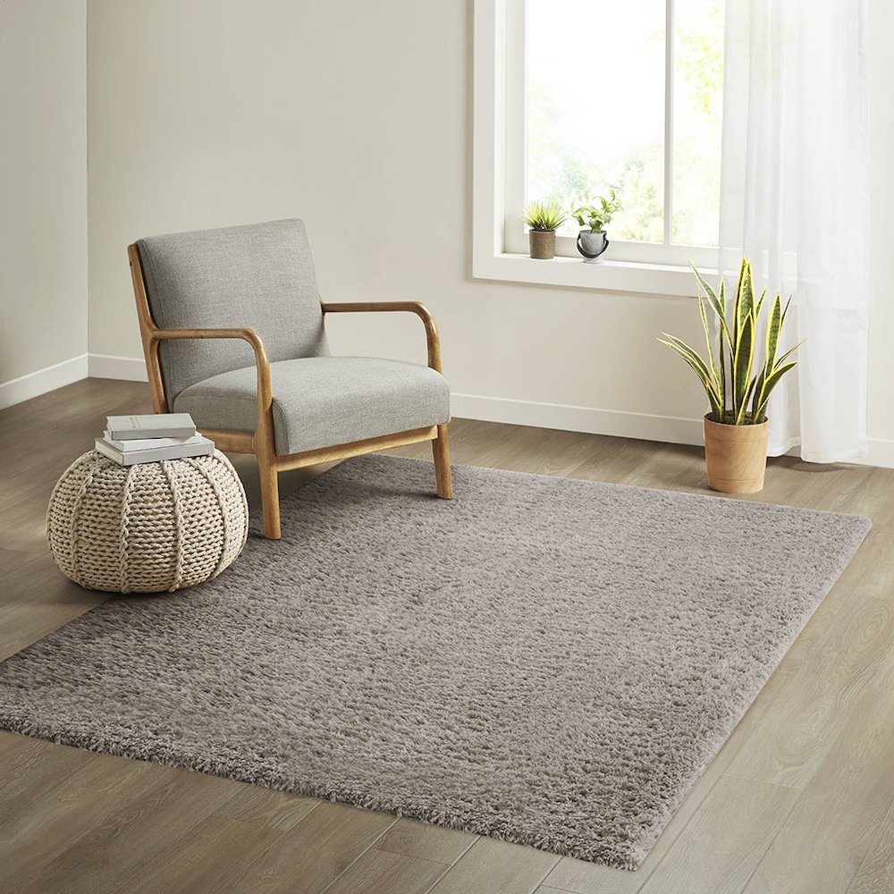Super Soft Polyester Shag Area Rug. Picture 4