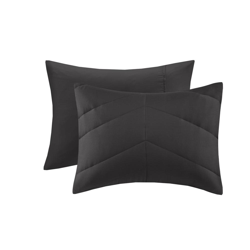 Quilted Chevron Comforter Set. Picture 5