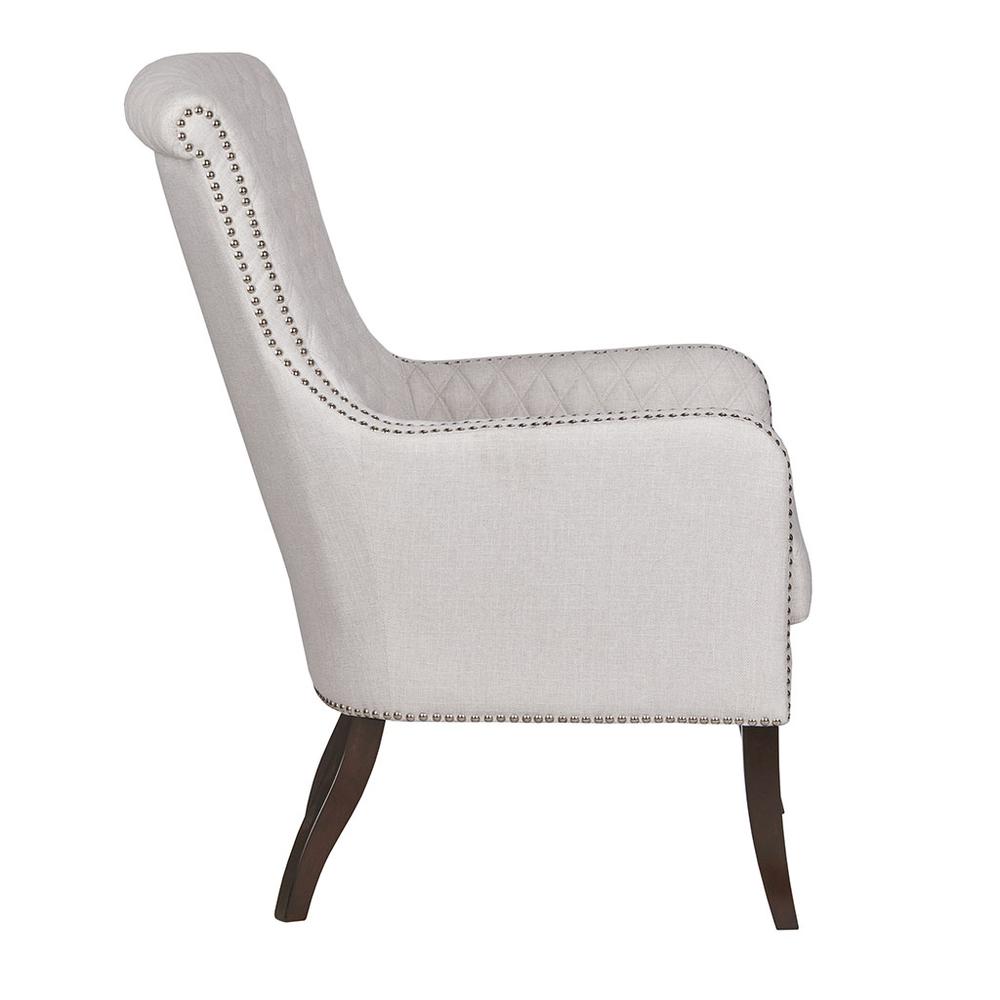 Accent Chair. Picture 3