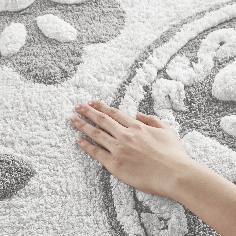 Casablanca Medallion Cotton Tufted Bath Rug. Picture 5