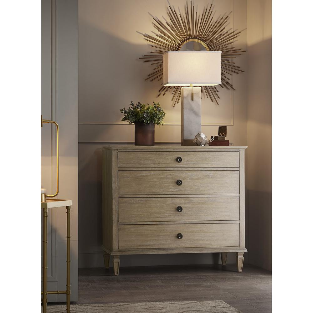 Small Dresser. Picture 5