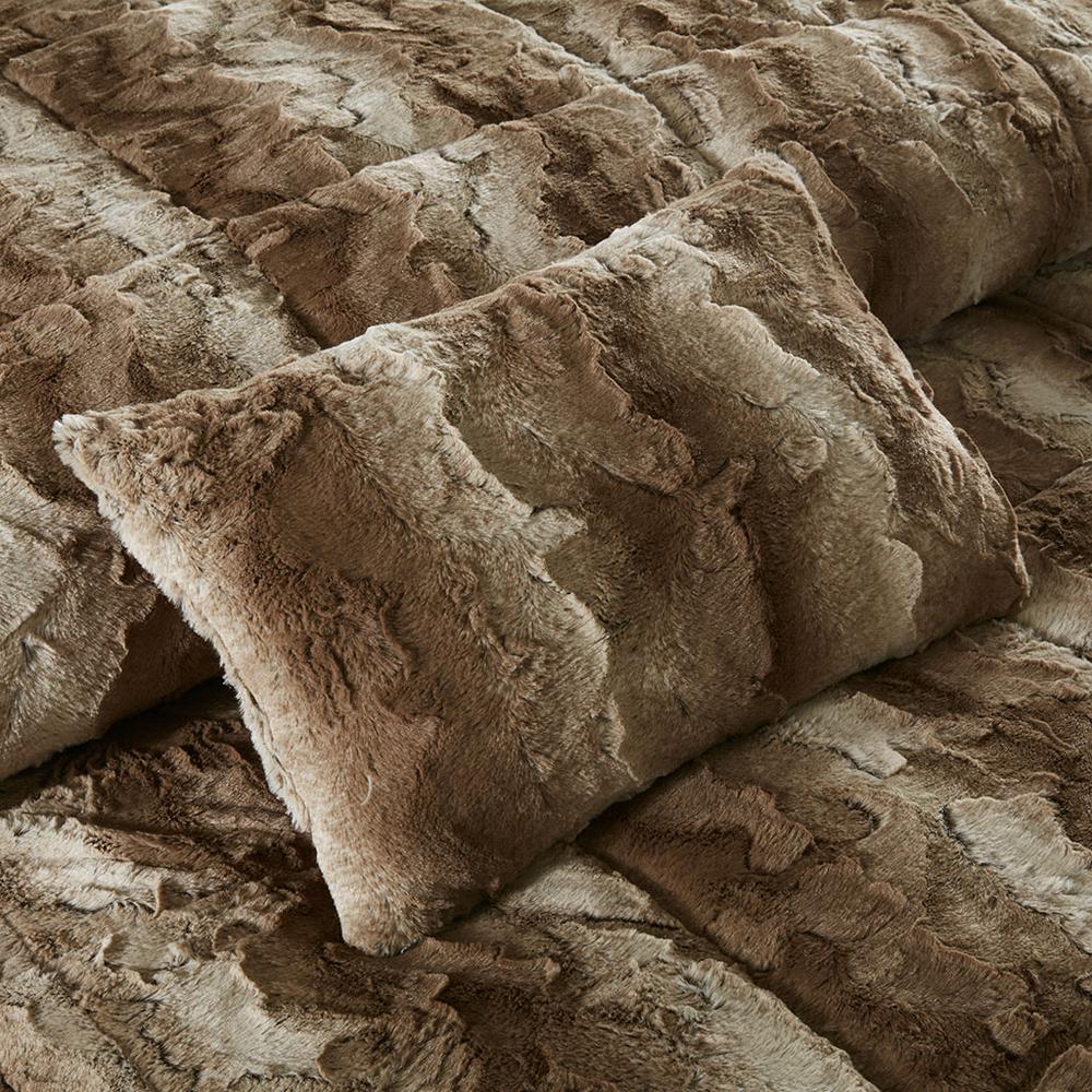 4PC Faux Fur Comforter Set. Picture 2