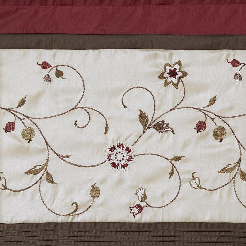 Embroidered Curtain Panel. Picture 4