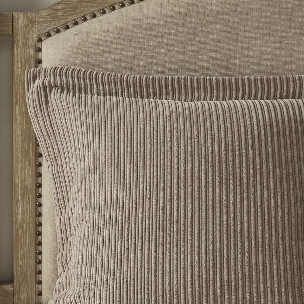 8 Piece Geometric Oversized Jacquard Comforter Set. Picture 3