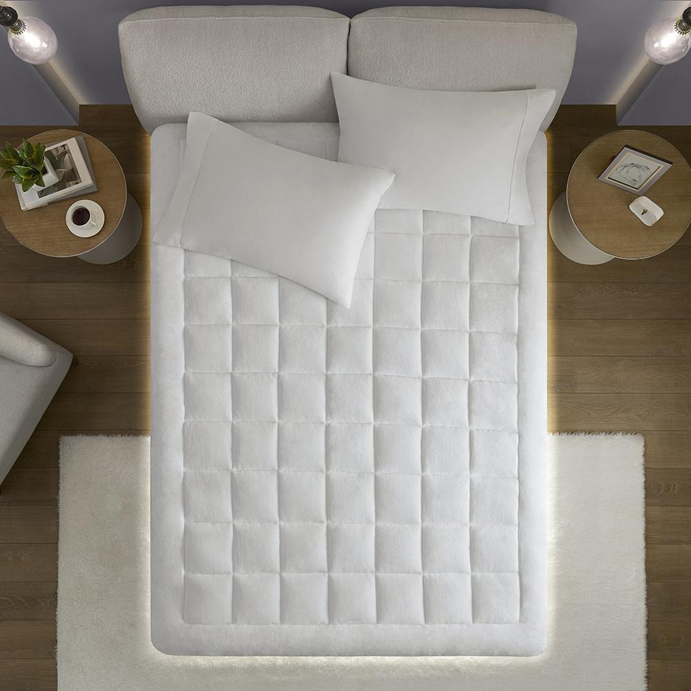 Overfilled Plush Hypoallergenic Down Alternative Waterproof Mattress Pad. Picture 2