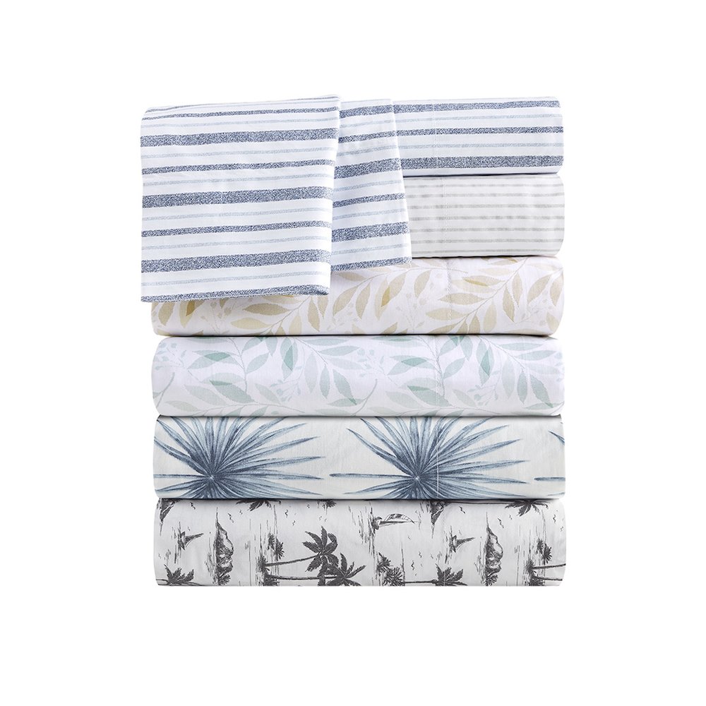 200 Thread Count Printed Cotton Sheet Set in Blue Palmetto Color. Picture 2