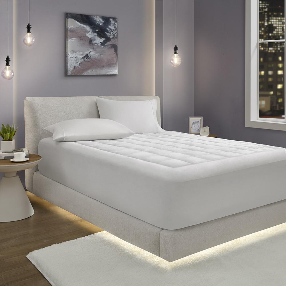 Overfilled Plush Hypoallergenic Down Alternative Waterproof Mattress Pad. Picture 4