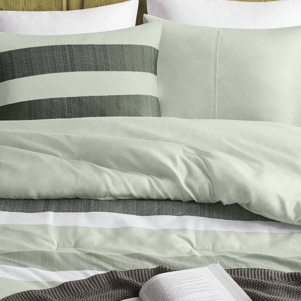 Blais Stripe Textured Print Comforter Set. Picture 3