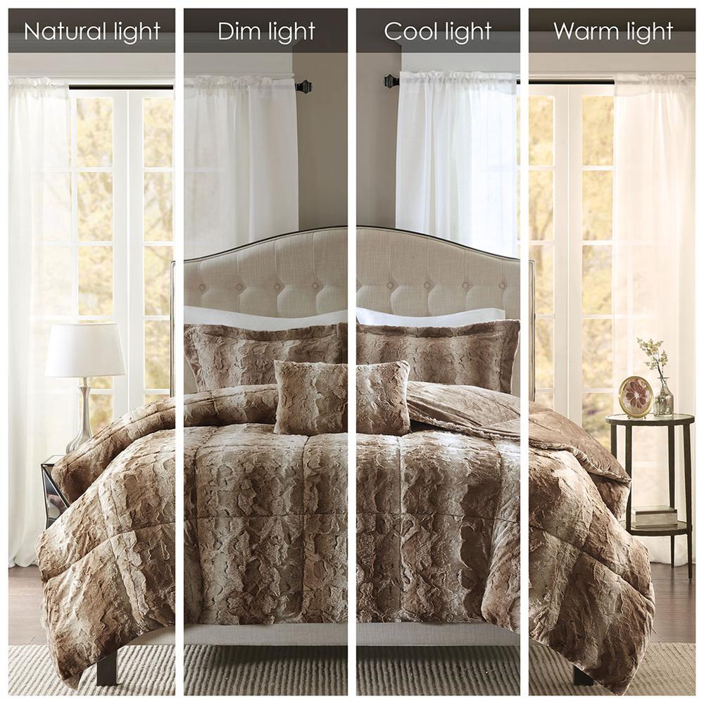 4PC Faux Fur Comforter Set. Picture 5